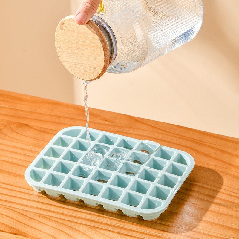 Multi-use ice tray crisper
