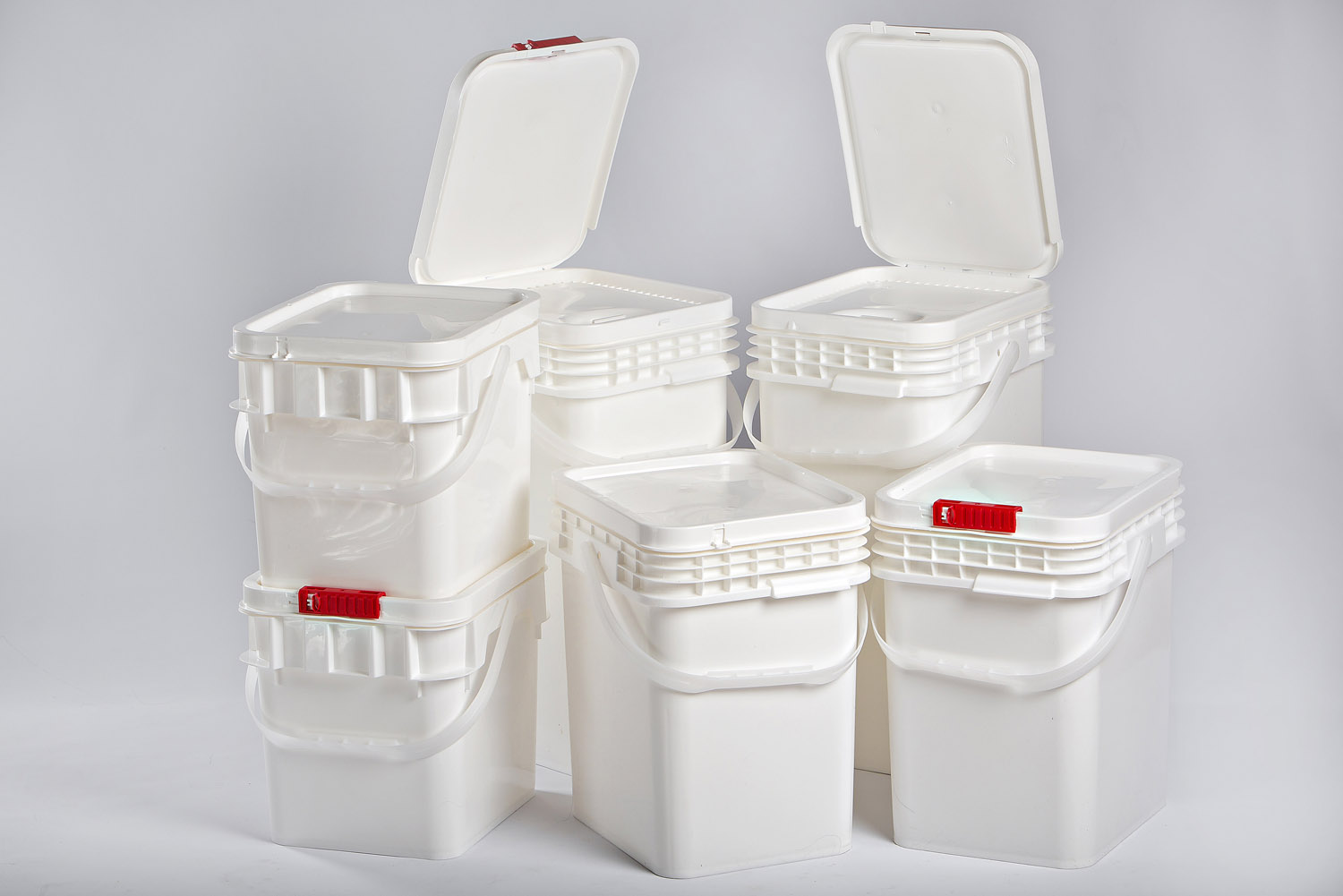 paint bucket mold 17