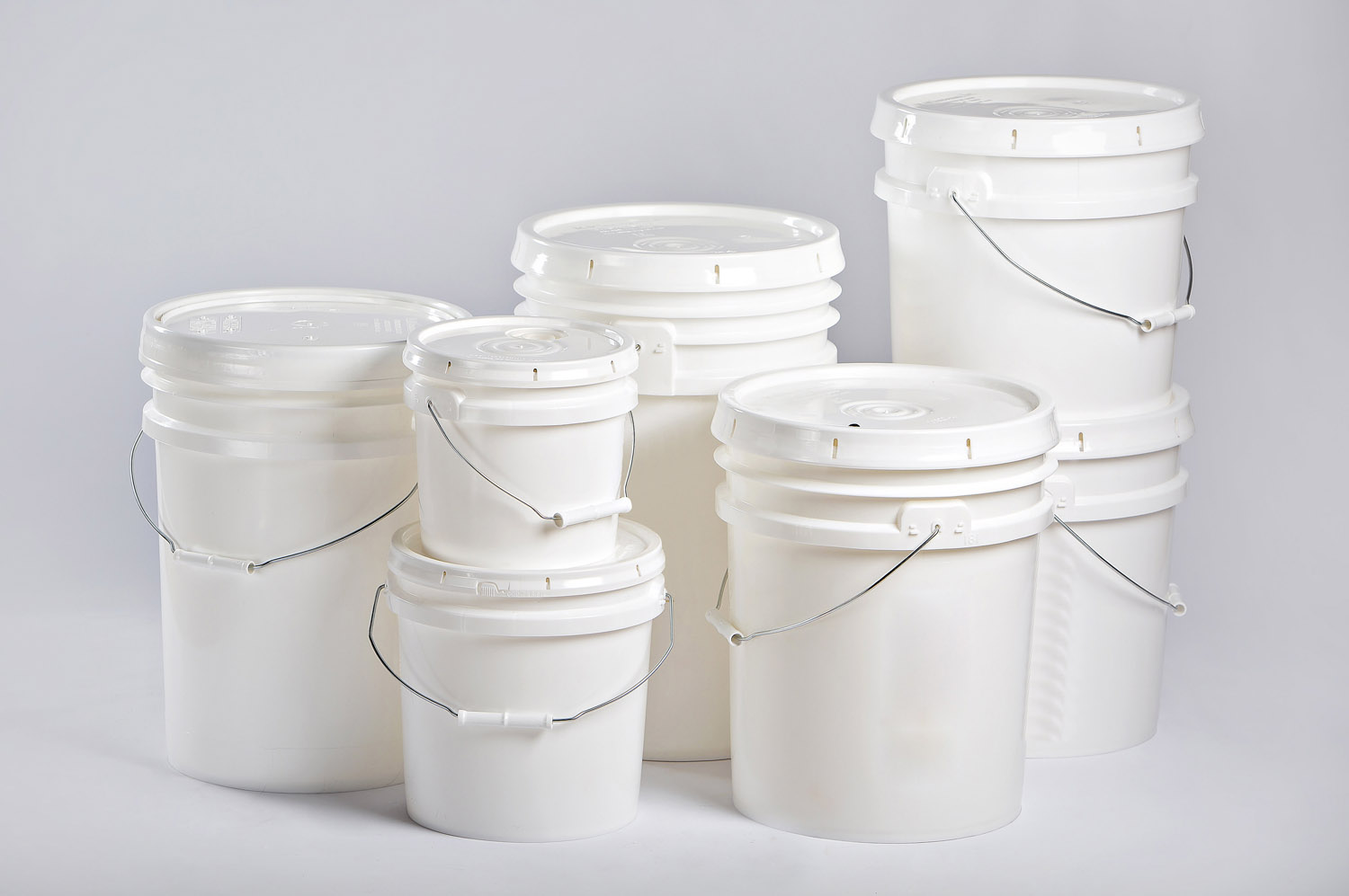 paint bucket mold 15